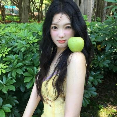 陪她一会儿